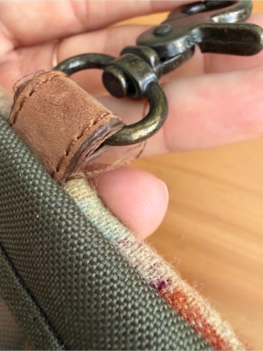 Pendleton Wool Zip ID Pouch - Picture 3 of 4